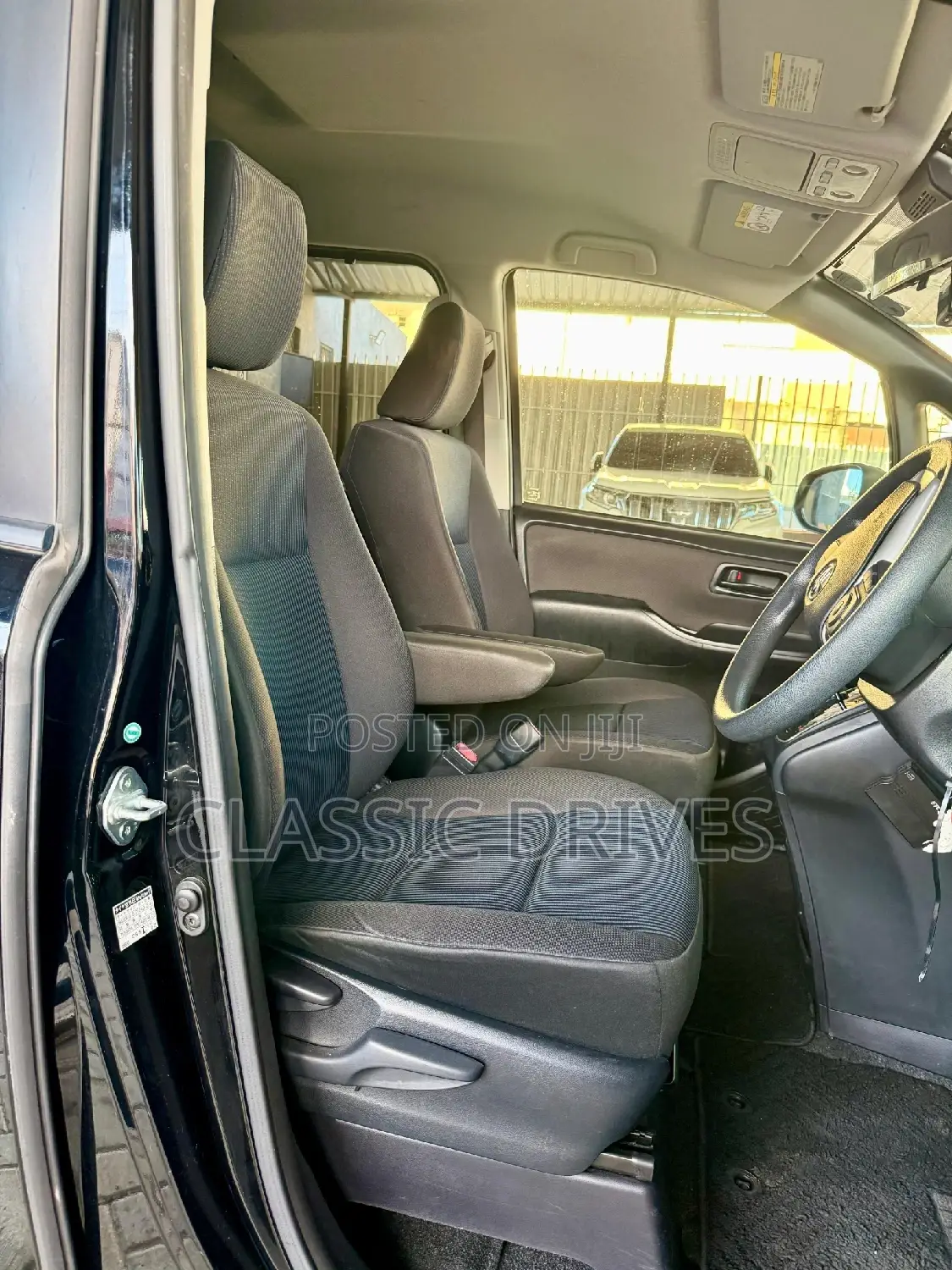 Toyota Noah 2018 Black