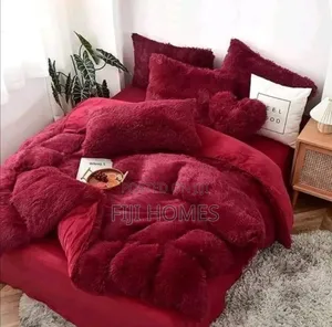 6pc Velvet Plush Duvet Set | Fleece Bedsheet + 4 Pillowcases | 6x6/6x7