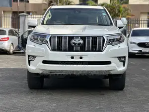 Toyota Land Cruiser Prado 2.8 2019 White