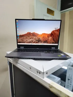 Laptop Lenovo LOQ 15IRH8 16GB Intel Core i7 SSD 512GB