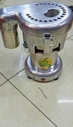Commercial Juicer