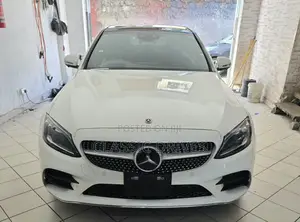 Mercedes-Benz C200 2019 White