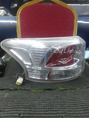 Mitsubishi Outlander2013/2014 Tail Lights