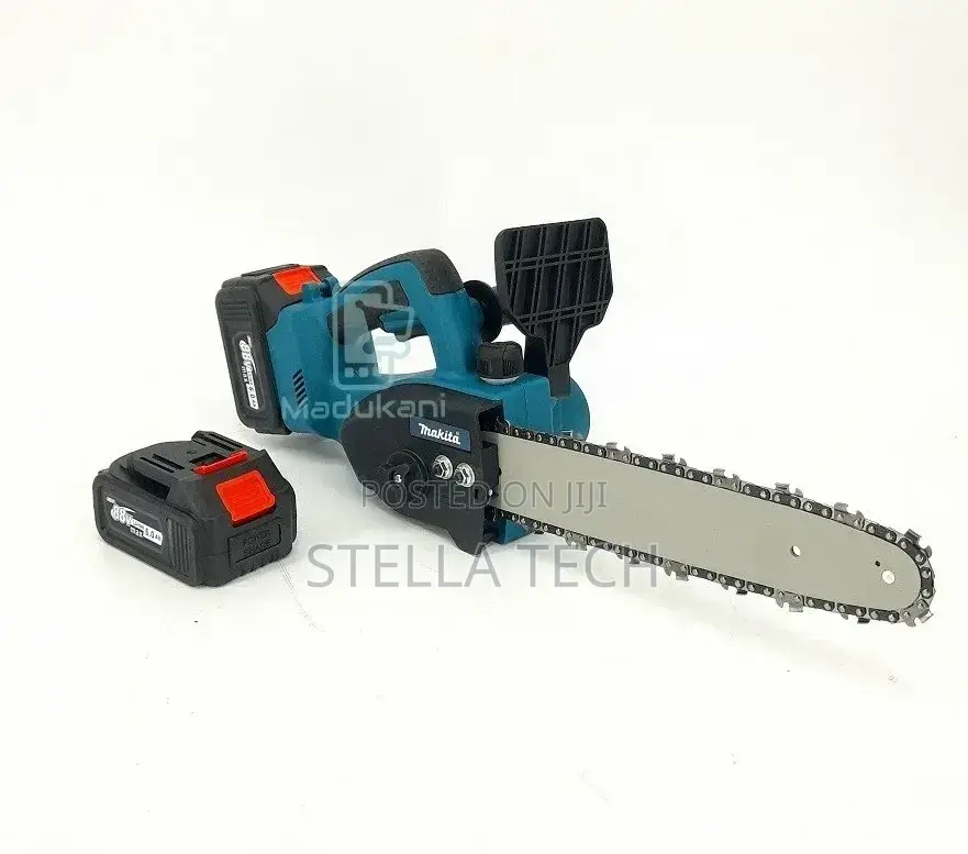 Makita Chainsaw
