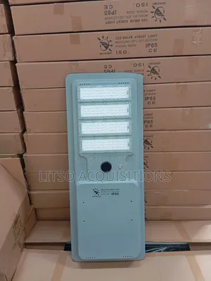 300w Led Solar Street Light Featuring an Ip65 Waterproof.