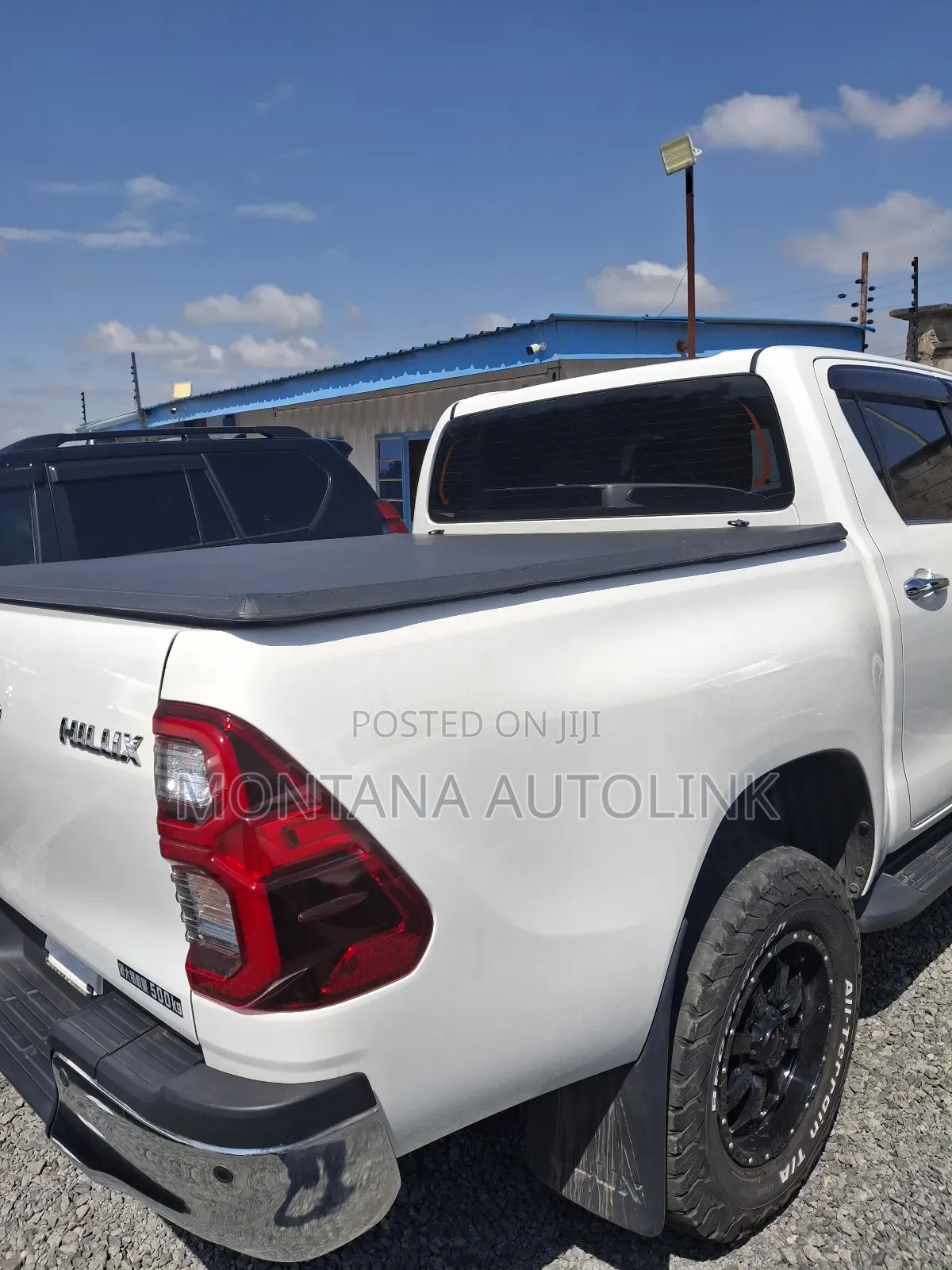 Toyota Hilux 2020 White