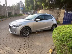 Mazda Demio 2019 Silver