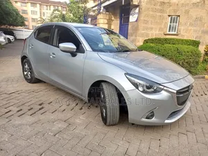 Mazda Demio 2019 Silver
