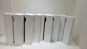 New Apple iPhone Air 256 GB