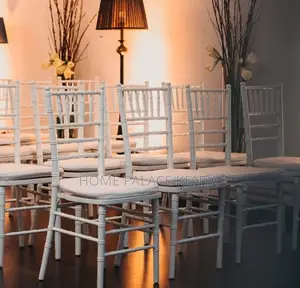 Banquet Chair: Elegant Plastic Wedding Chair