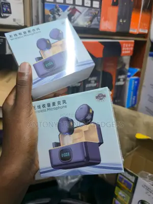 Q8 Dual Wireless Mic Magnetic Clip Type-C Lightning