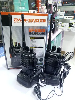 Pair of Baofeng Bf-888s Walkie Talkie Rechargeable Radios