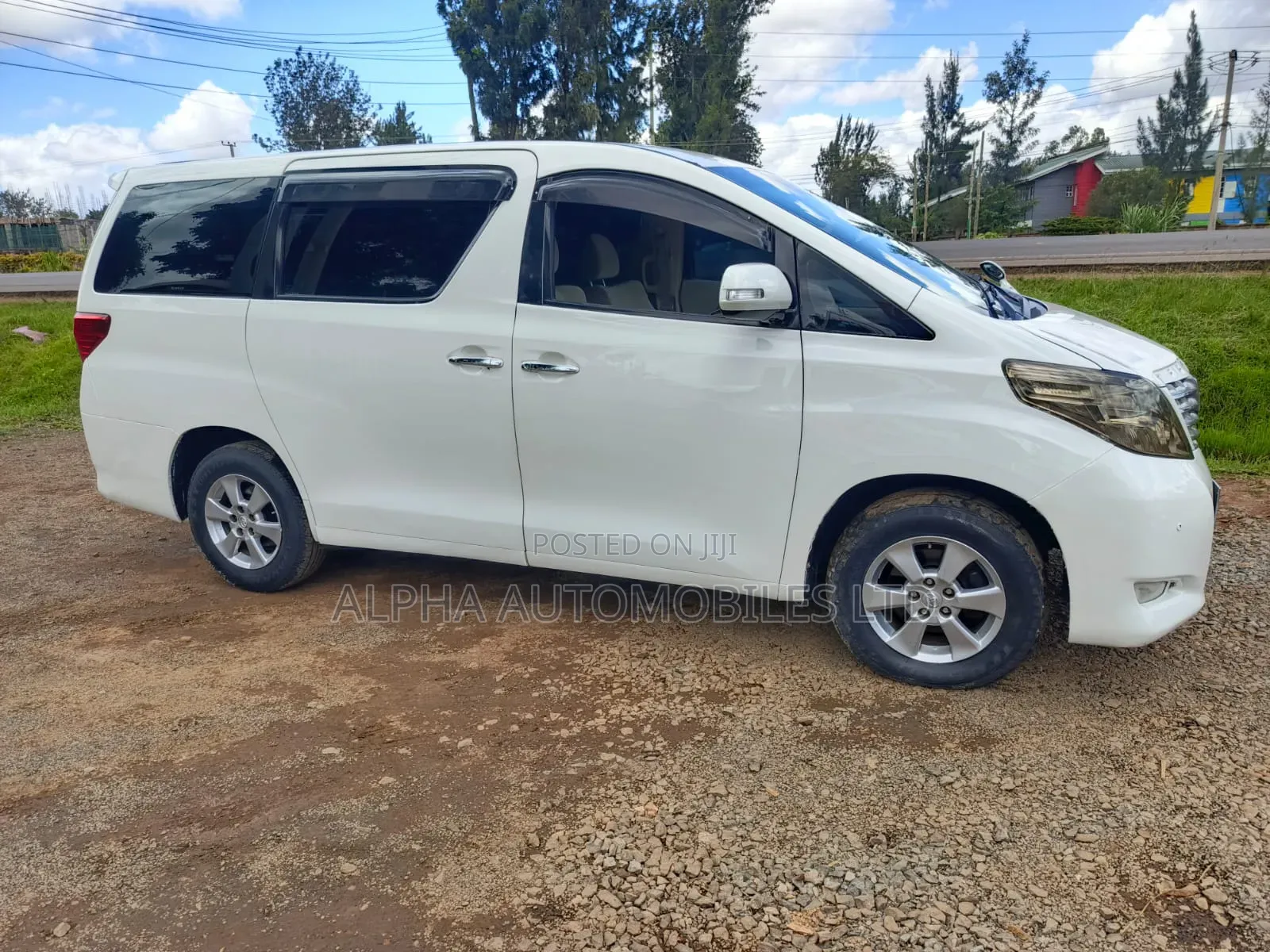 Toyota Alphard 2.4 Petrol AWD 2009 Silver