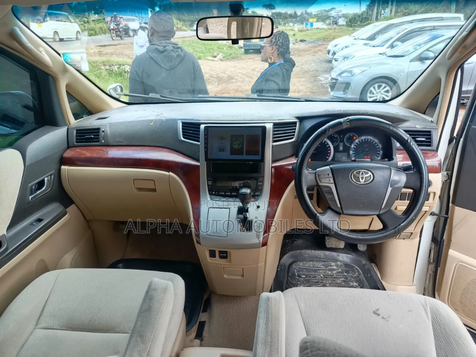 Toyota Alphard 2.4 Petrol AWD 2009 Silver