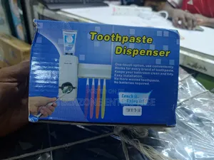 White Plastic, Hygienic, Wall-Mounted, Holds 5 Brushes 
