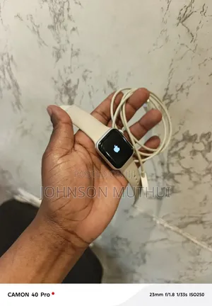 Watch Series Se