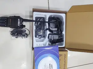Baofeng Uv-82 VHF/Uhf Walkie Talkie