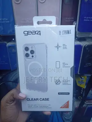 iPhone 17 Pro Max Gear4 Clear Protective Case