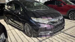 Honda Fit Shuttle 1.5 G 2WD 2020 Burgundy