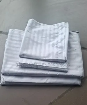 Striped Bedsheets Premium 4pcs Striped Bedding Set – Size 6x7