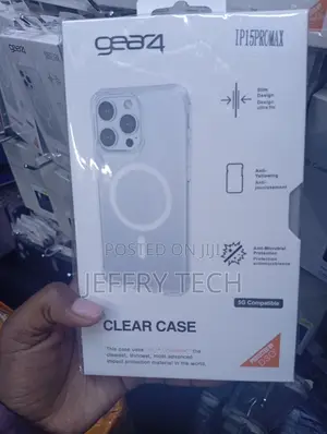 iPhone 15 Pro Max Minimalist Stylish Clear Cover