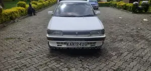 Toyota Corolla 1998 White