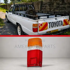 Tail Lens Toyota Hilux Yn55 1984 -1987
