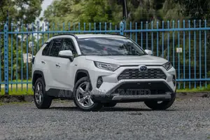 Toyota RAV4 2019 White