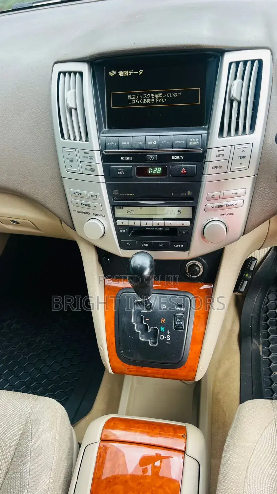 Toyota Harrier 2009 White