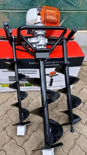 2 Strokes Earth Auger/Hawk King 2-Stroke Earth Auger Machine.