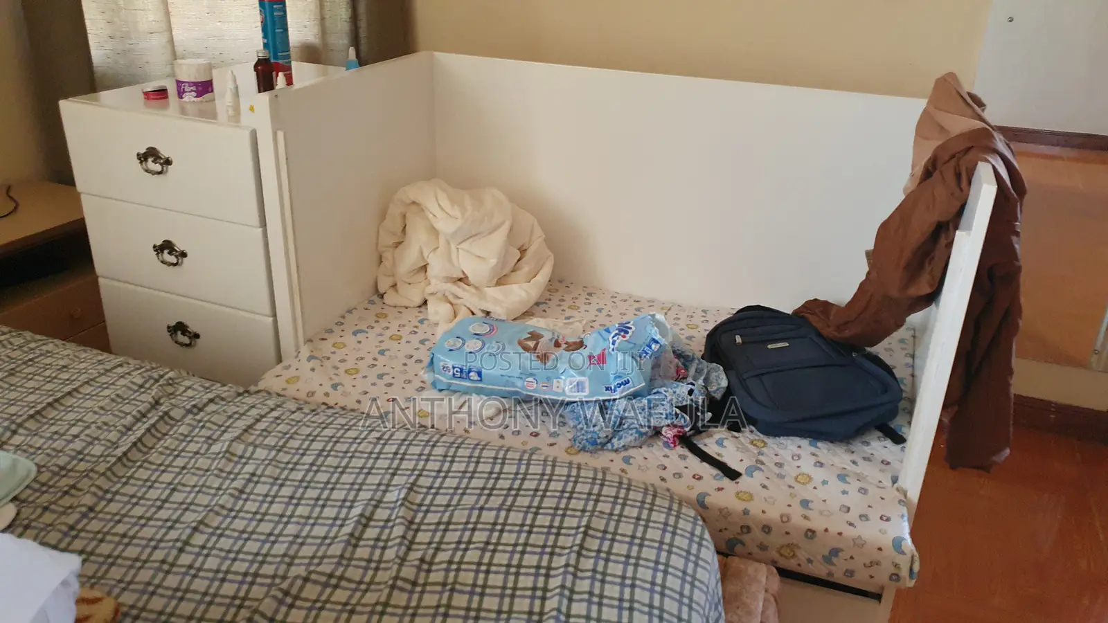 Baby Cot/Crib/Bed