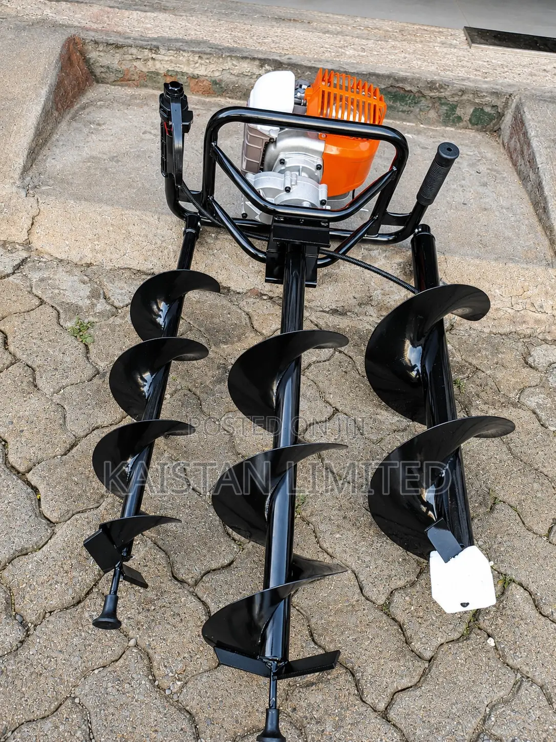 Hawk King 2-Stroke Earth Auger /Digger With 3 Drill Bits