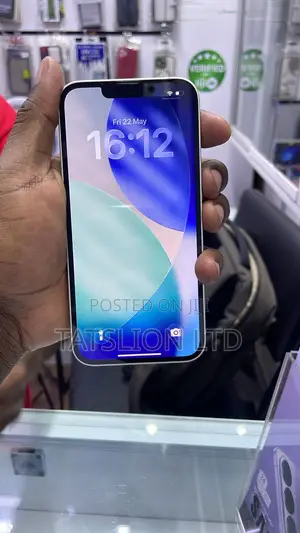 Apple iPhone 13 256 GB White