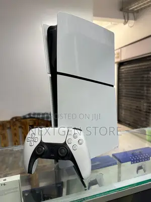 Ps5 Slim + One Controller
