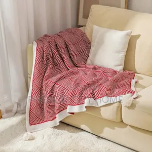 Bohemian Knitted Throwblanket With Pendant