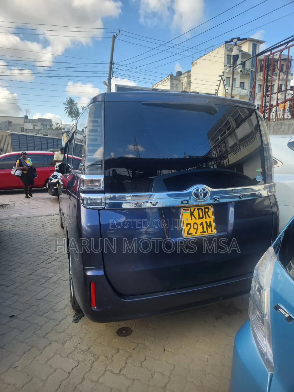 Toyota Voxy 2017 Blue