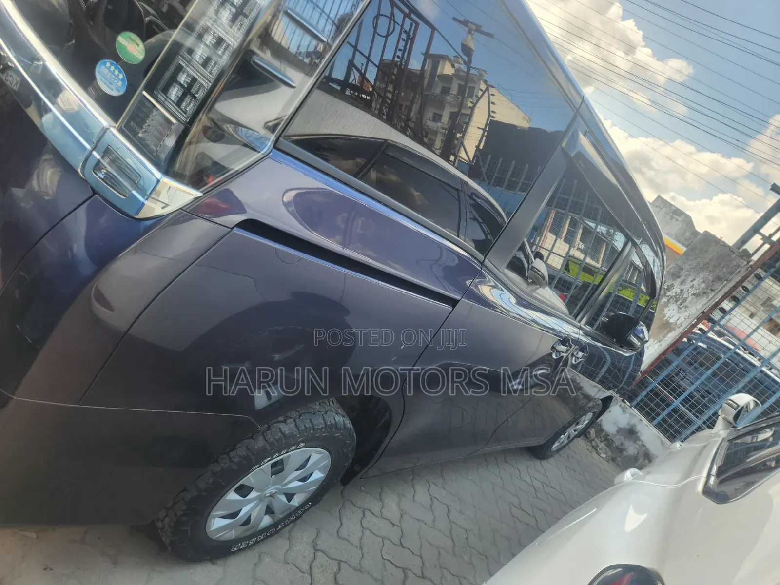 Toyota Voxy 2017 Blue