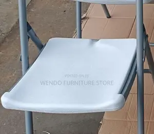 Office Chairs; Foldable White Training Chairs