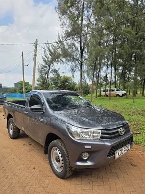 Toyota Hilux 2021 Gray