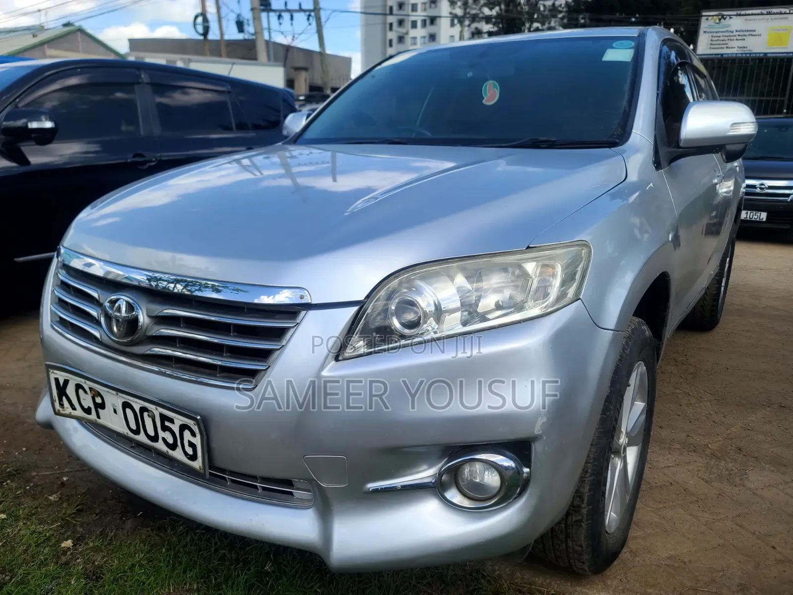Toyota Vanguard 2010 Silver