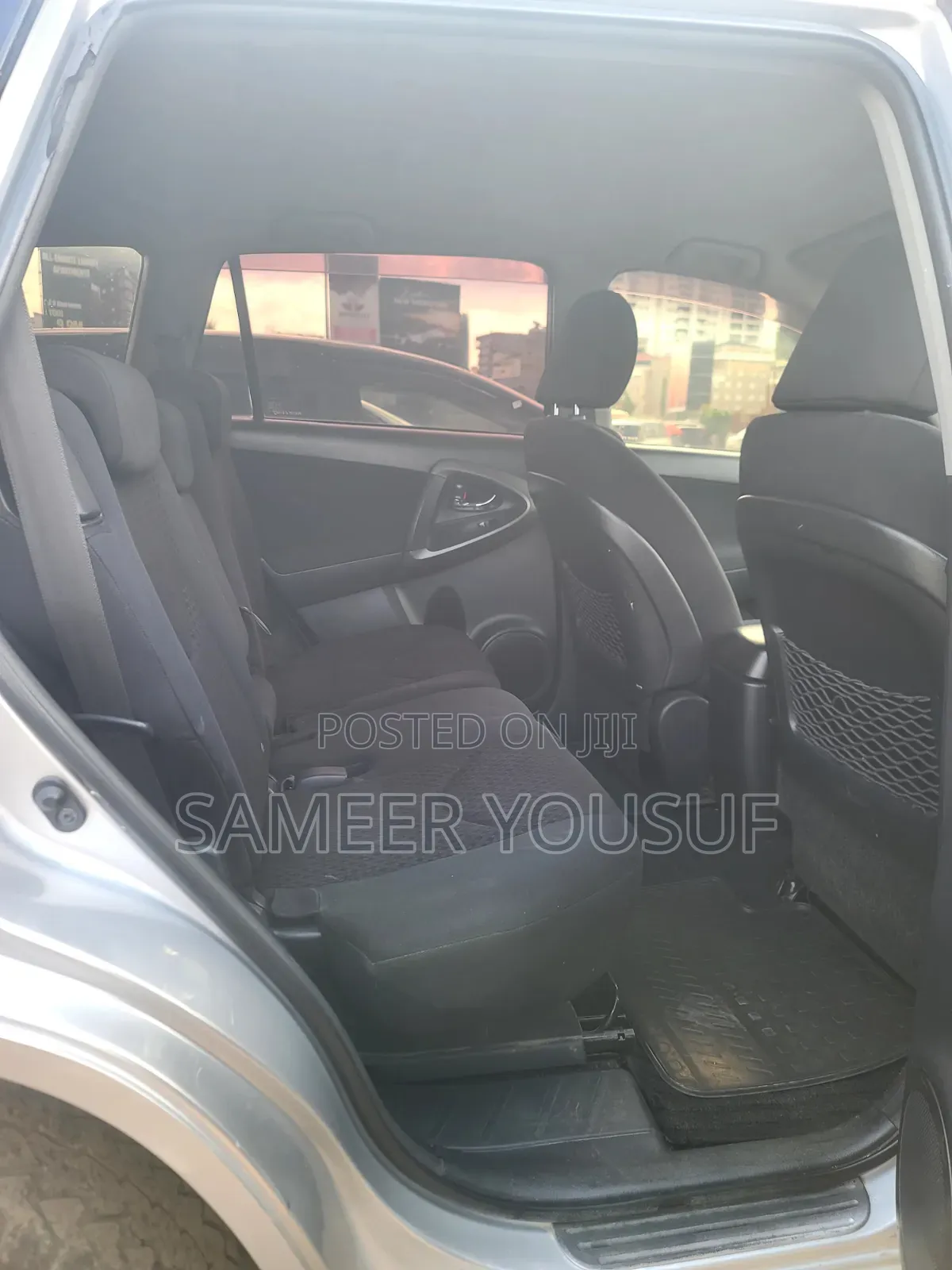 Toyota Vanguard 2010 Silver