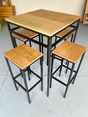 Masterfully Sculpted Restaurant Set