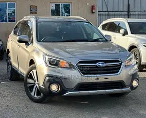 Subaru Outback 2.5i Premium AWD 2019 Gold