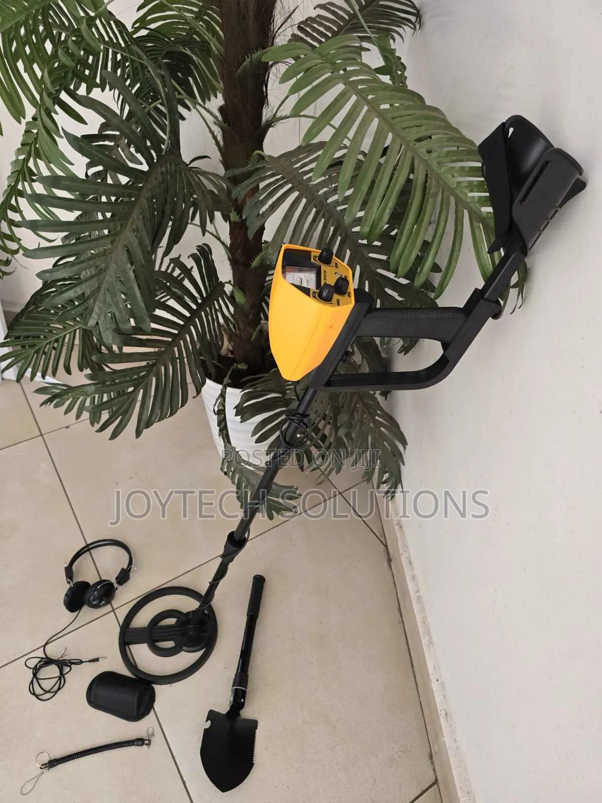 Advanced Underground Gold & Metal Detector With Pinpointer + Headphone