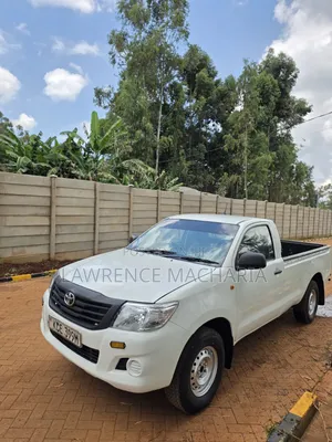 Toyota Hilux 2015 White