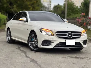 Mercedes-Benz E350e 2018 White