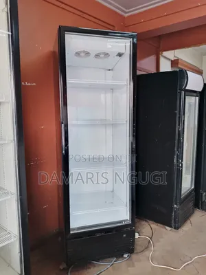 Five Shelves Display Fridge (Display Chiller)!