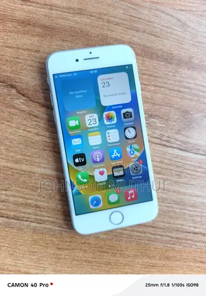 Apple iPhone 8 64 GB White