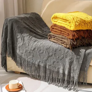 *Nordic Style Sofa Throw Blanket With Tassels*