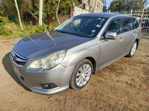 Subaru Legacy 2.5i Limited 2011 Gray